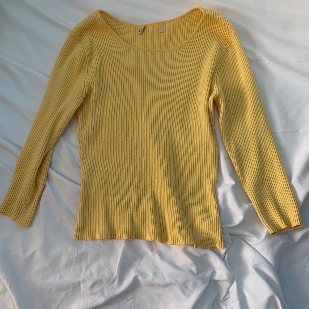 Knit sweater